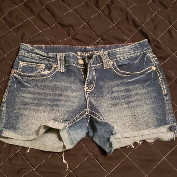 Shorts - Picture 2 of 2